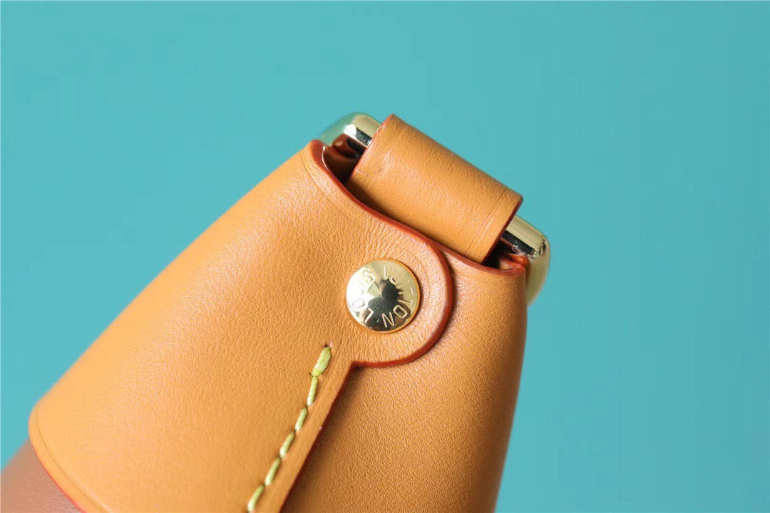 LV Loop Marel Monogram Jacquard Yellow For Women, Shoulder And Crossbody Bags 15in/38cm LV