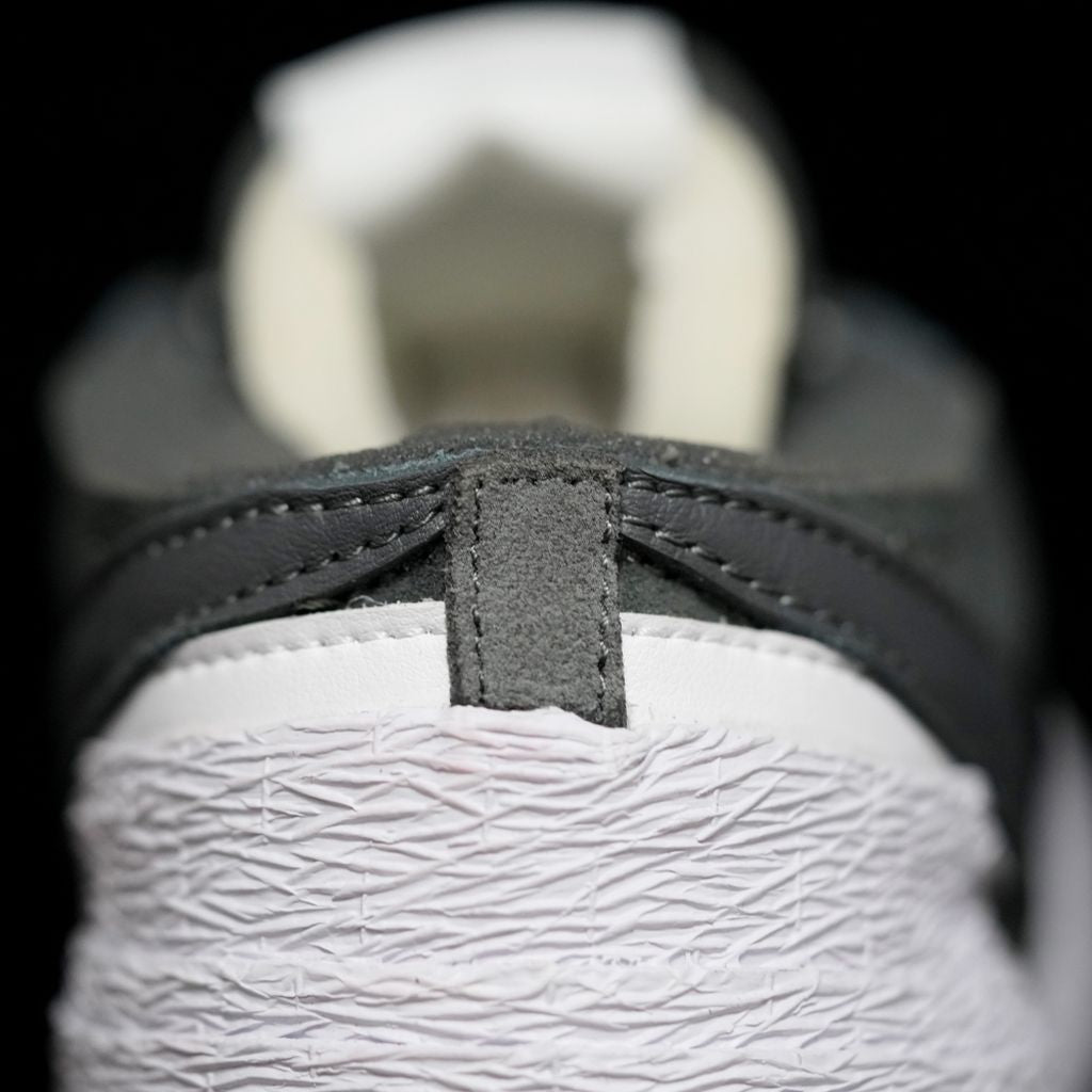 BL - Sacai x Blazer Low Black & White