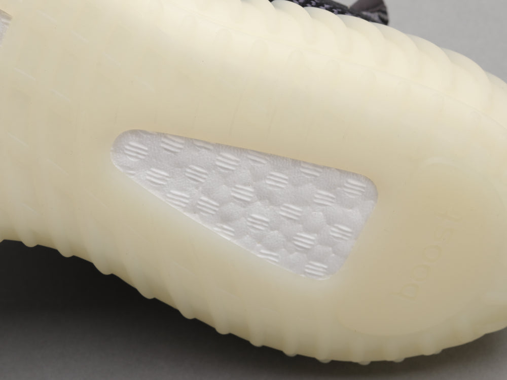 BL - Yzy 350 Carbon Black Sesame Sneaker