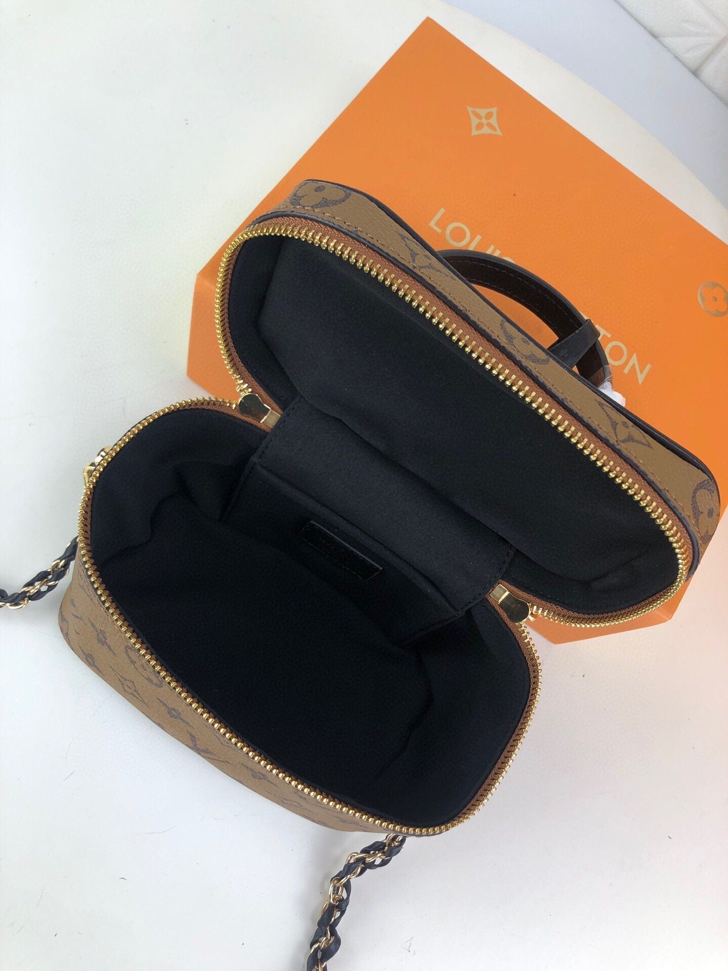 BL - High Quality Bags LUV 026