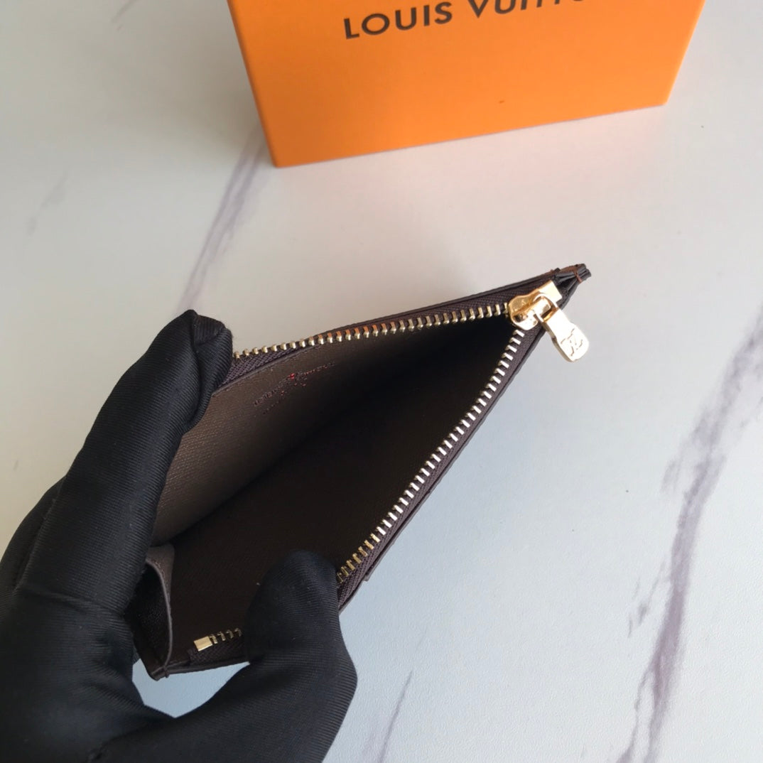 BL - High Quality Wallet LUV 131