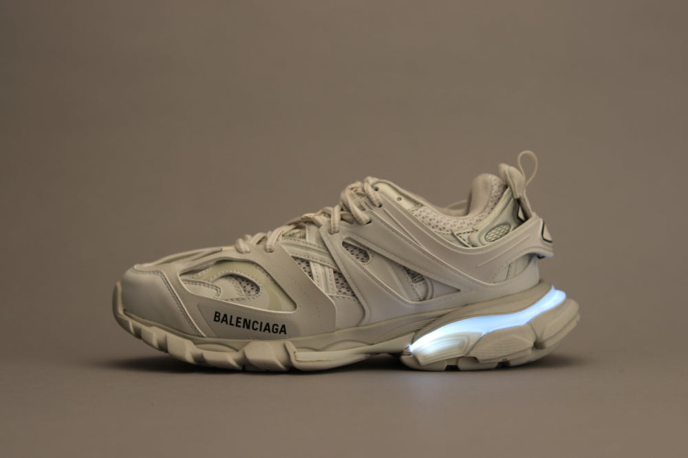 BL - Bla Track LED White Sneaker