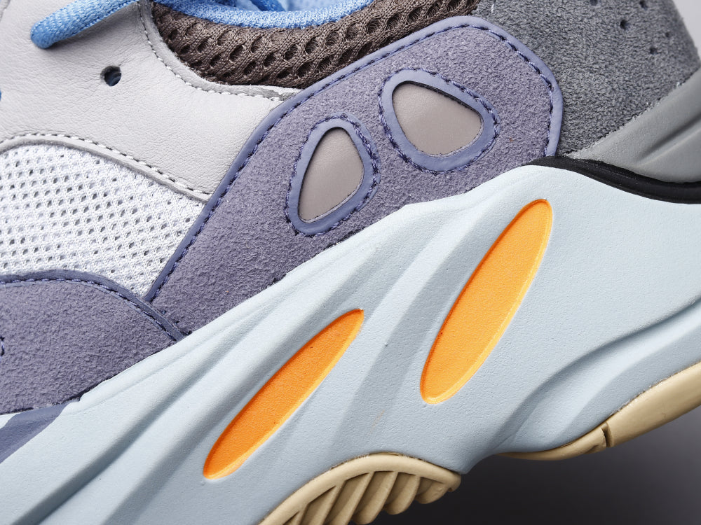 BL - Yzy 700 Carbon Blue Sneaker