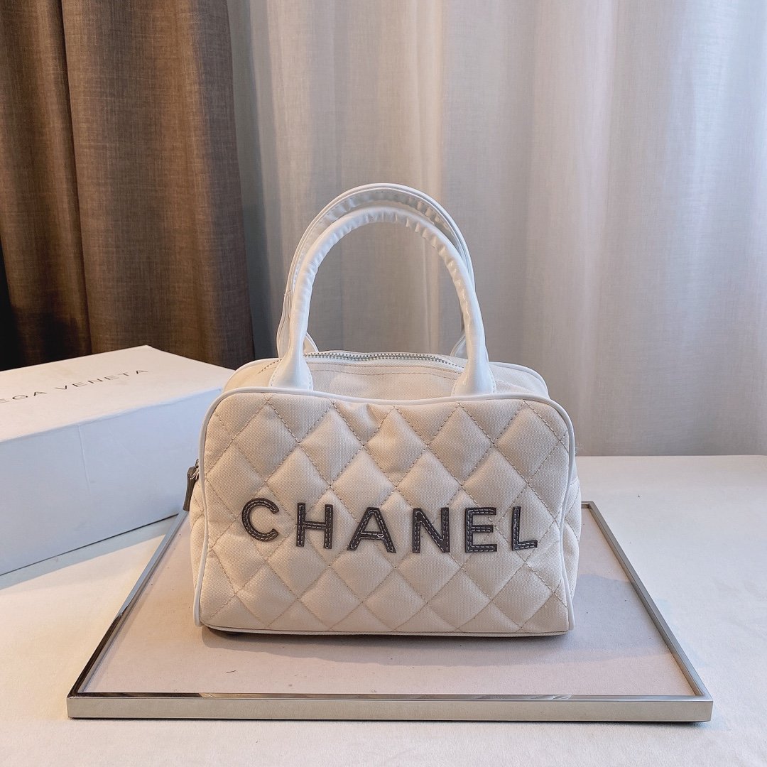 BL - High Quality Bags CHL 124