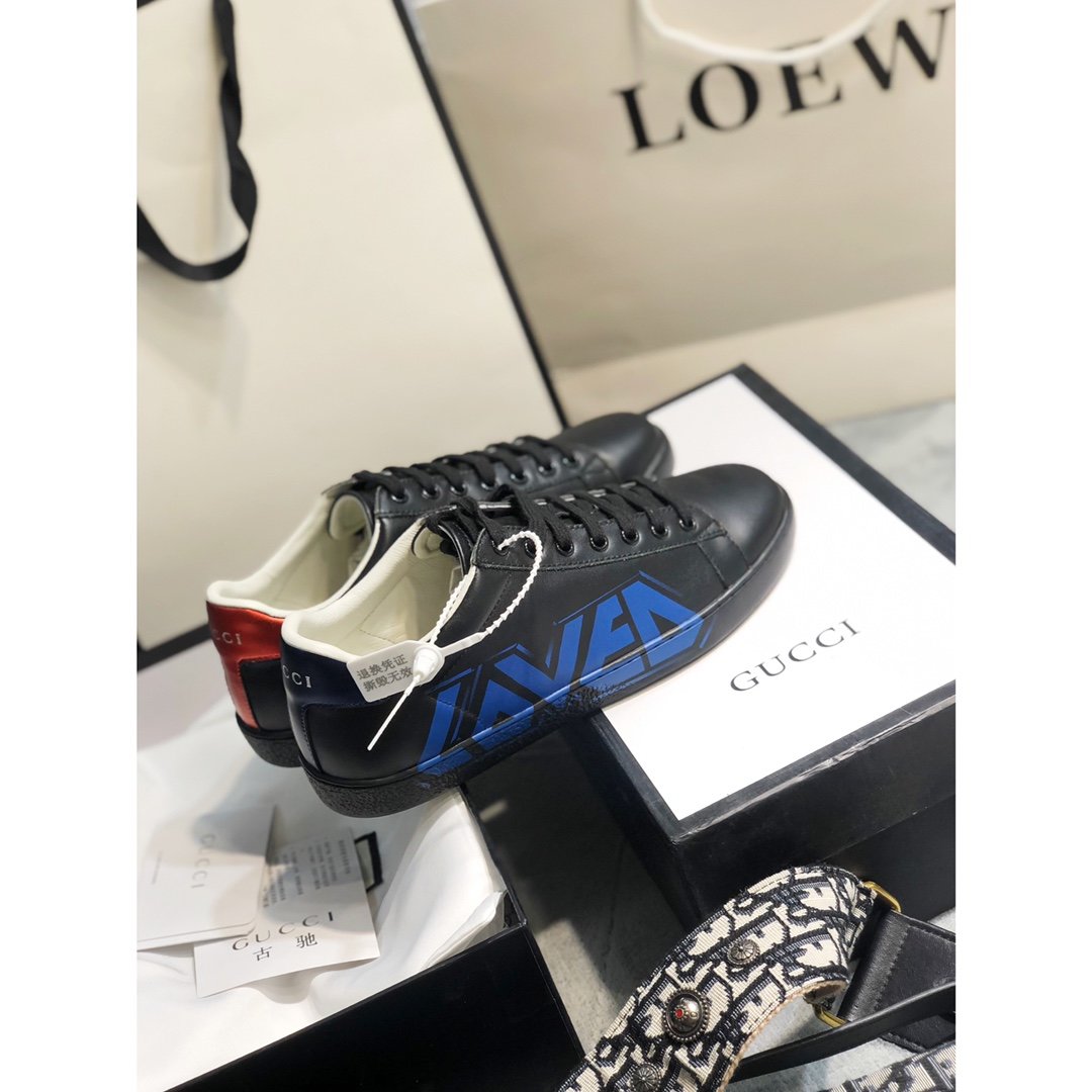 BL-GCI Ace with loved black Sneaker 102