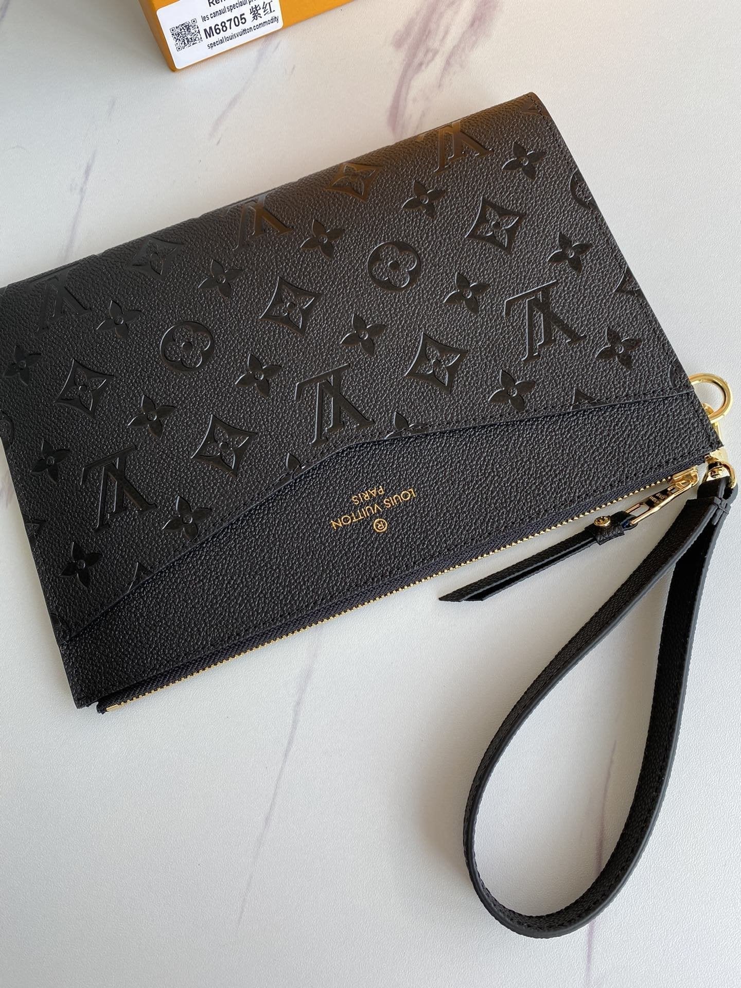 BL - High Quality Wallet LUV 064