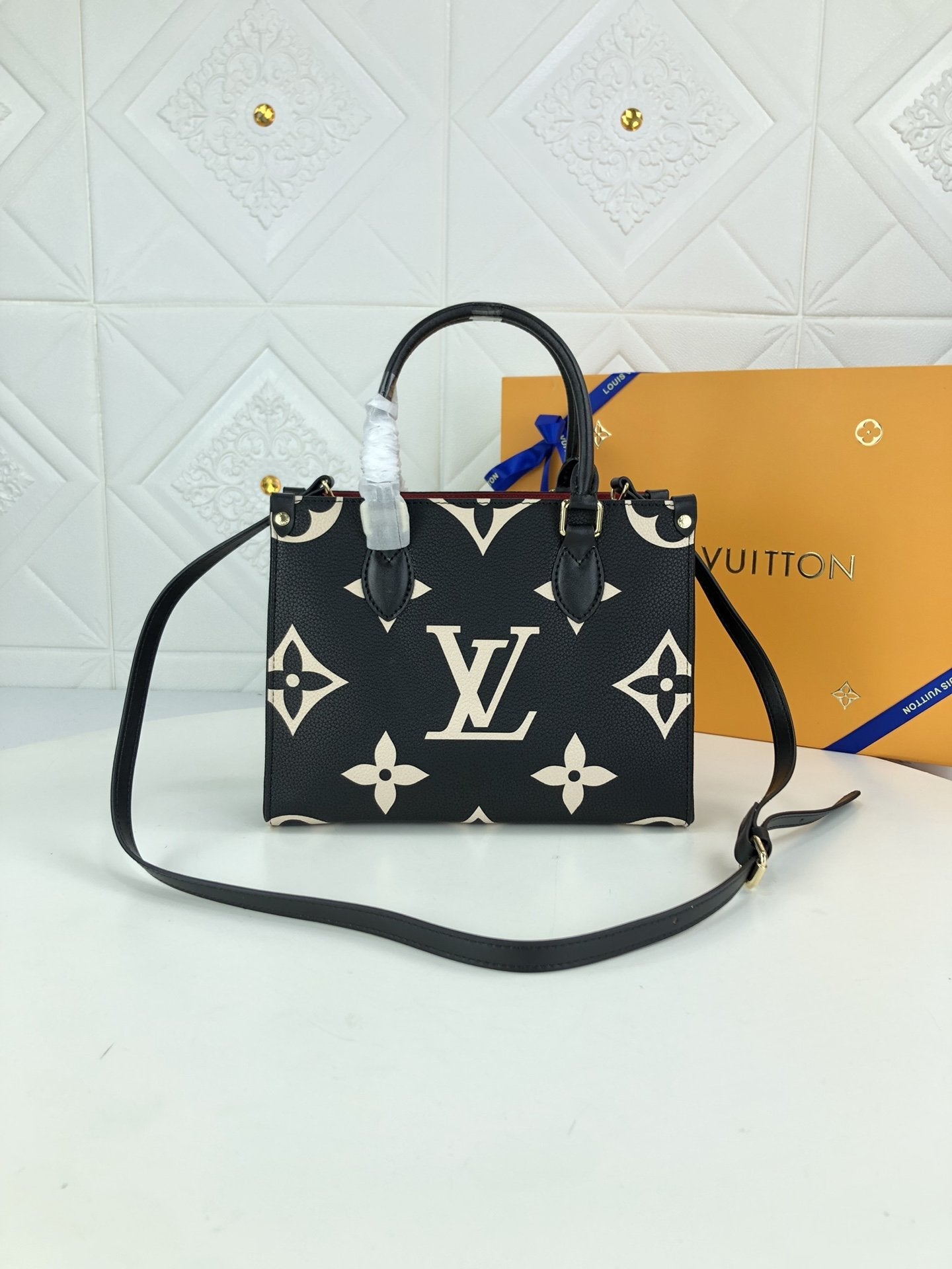 BL - High Quality Bags LUV 106