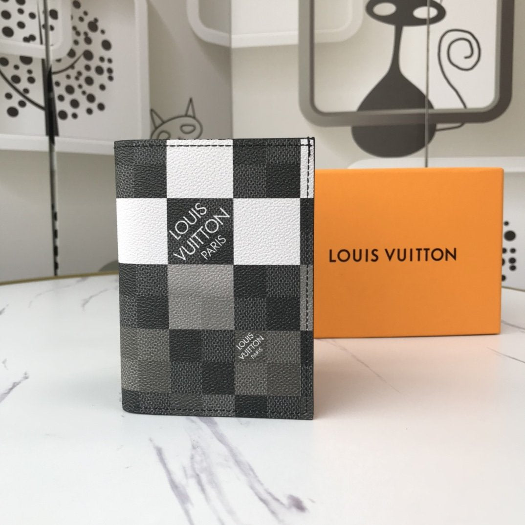 BL - High Quality Wallet LUV 048