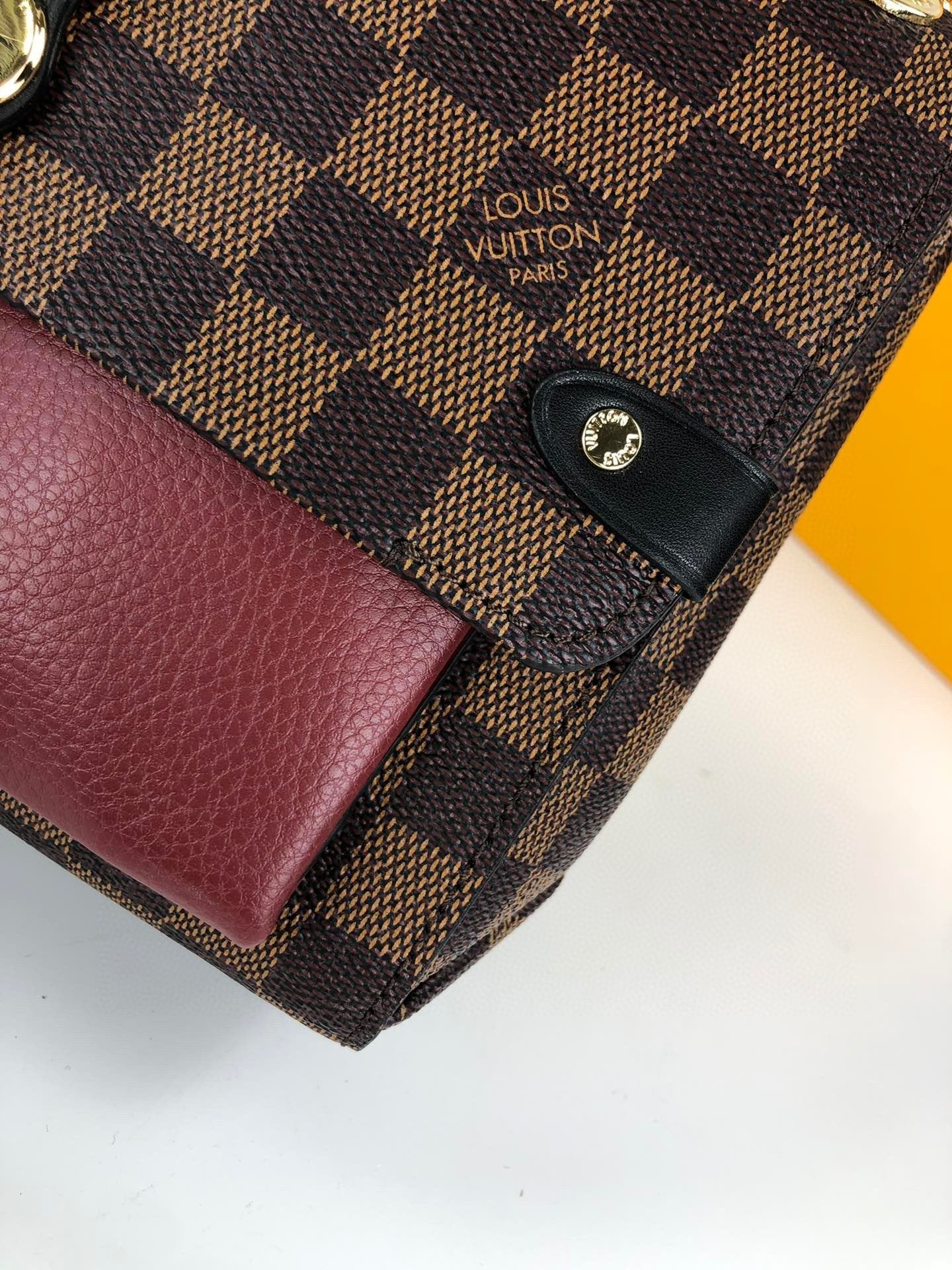BL - High Quality Bags LUV 053