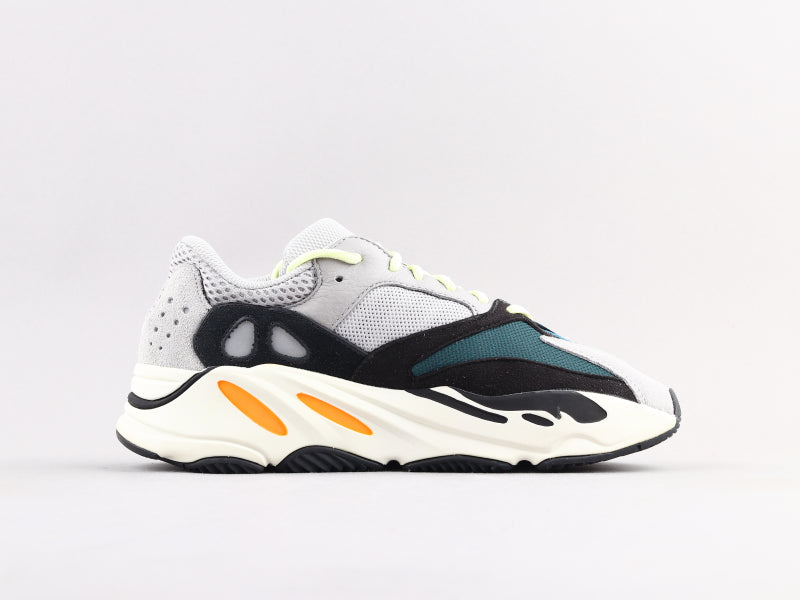 BL - Yzy 700 Wave Sneaker