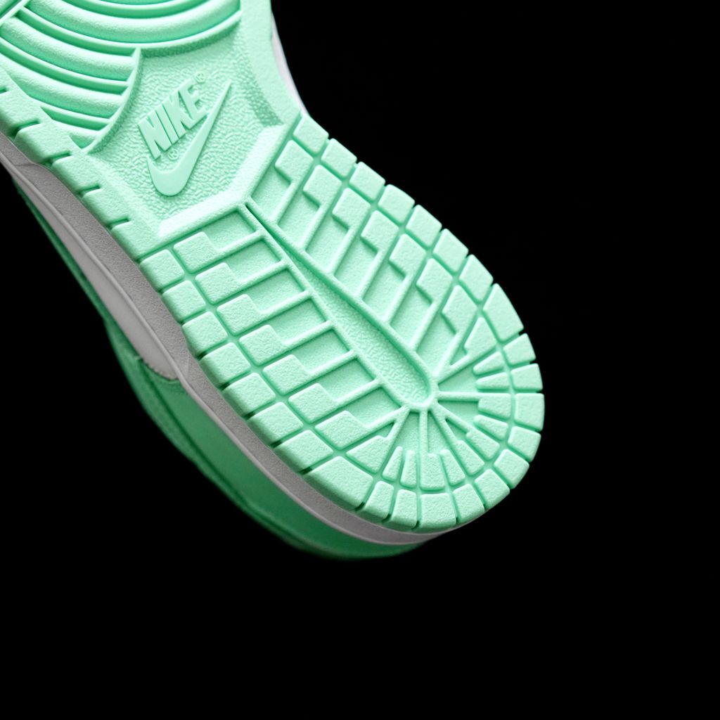 BL - Tiffany white green