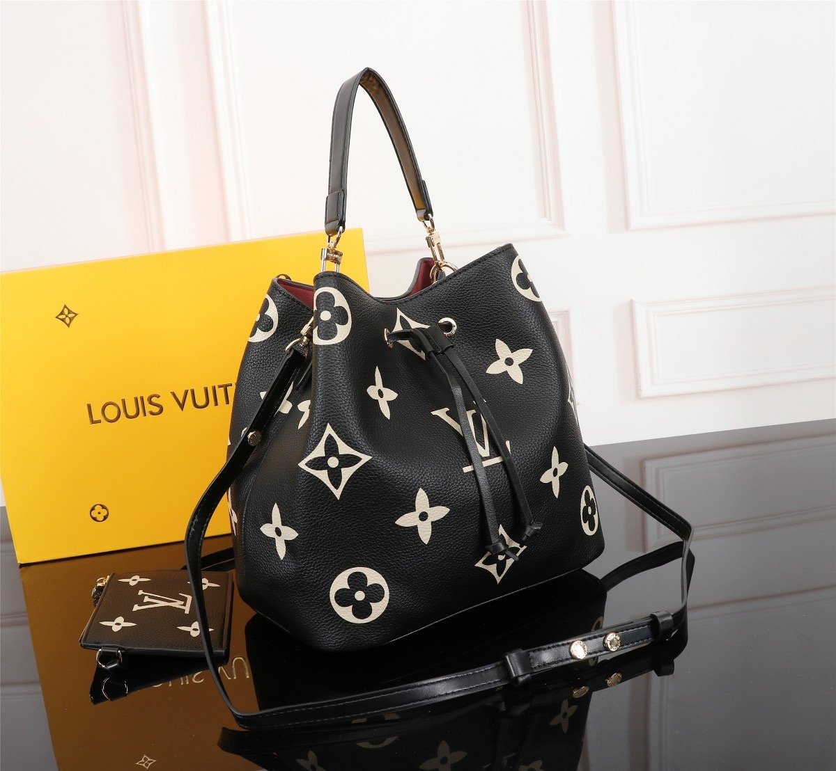 BL - High Quality Bags LUV 032