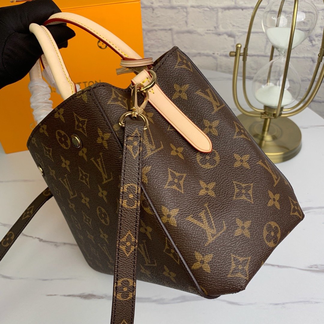 BL - High Quality Bags LUV 297