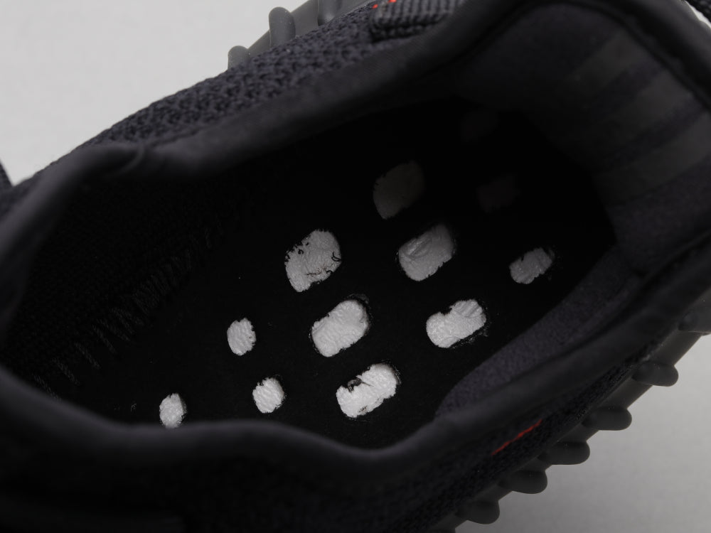 BL - Yzy 350 Black And Red Sneaker