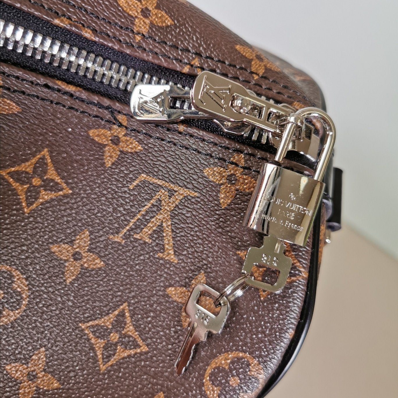 BL - High Quality Bags LUV 260