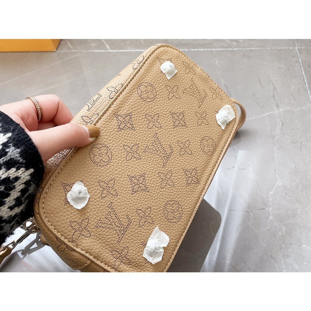 BL - High Quality Bags LUV 069