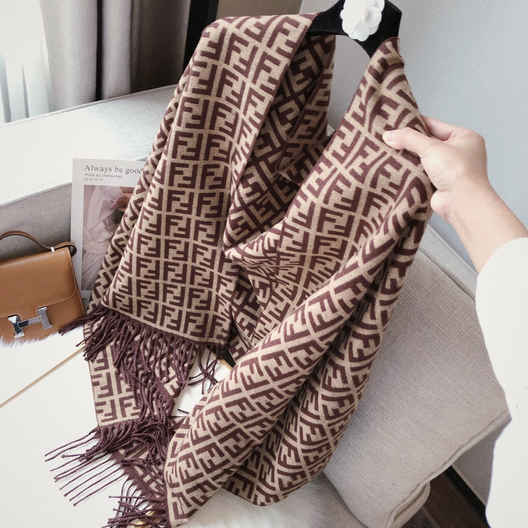 High Quality FEI Scarf 013