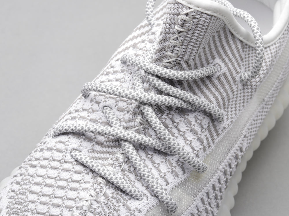 BL - Yzy 350 White Angel Sneaker