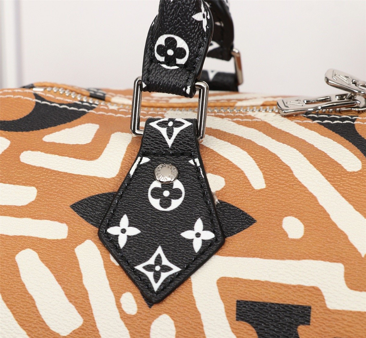 BL - High Quality Bags LUV 186