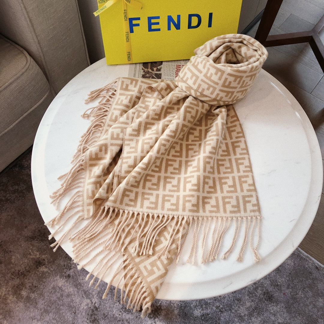 High Quality FEI Scarf 015