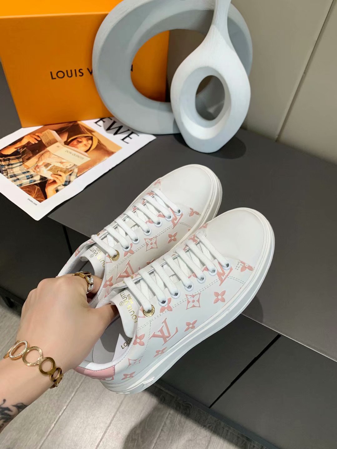 BL - LUV Time Out PInk Sneaker
