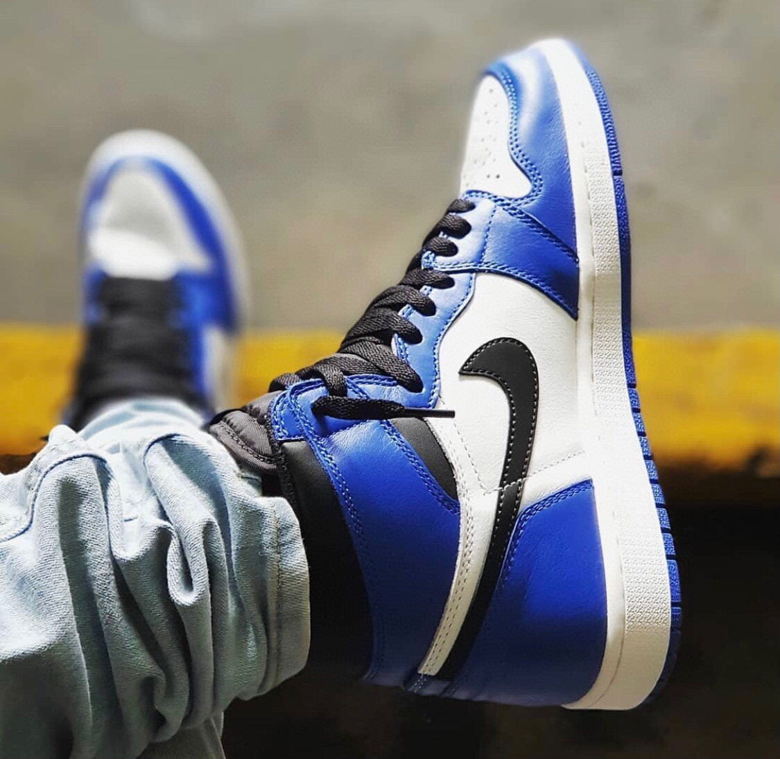 BL - AJ1 High Small Lightning