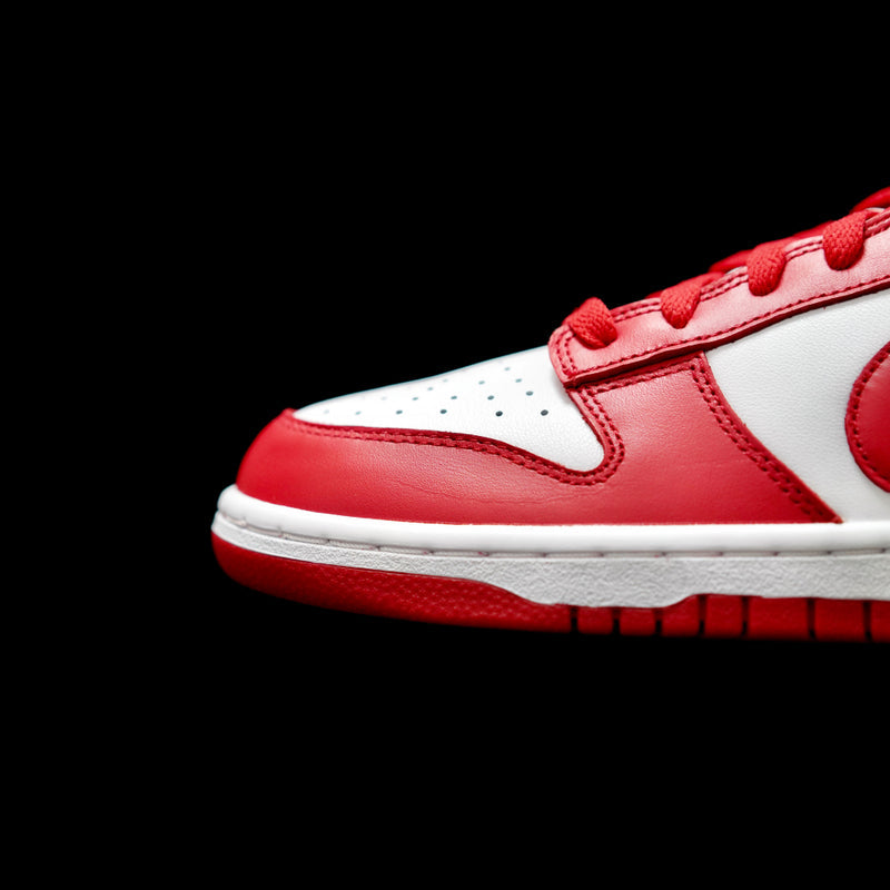 BL - NKE White Red University Red