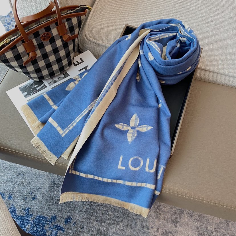 High Quality LUV Scarf 015