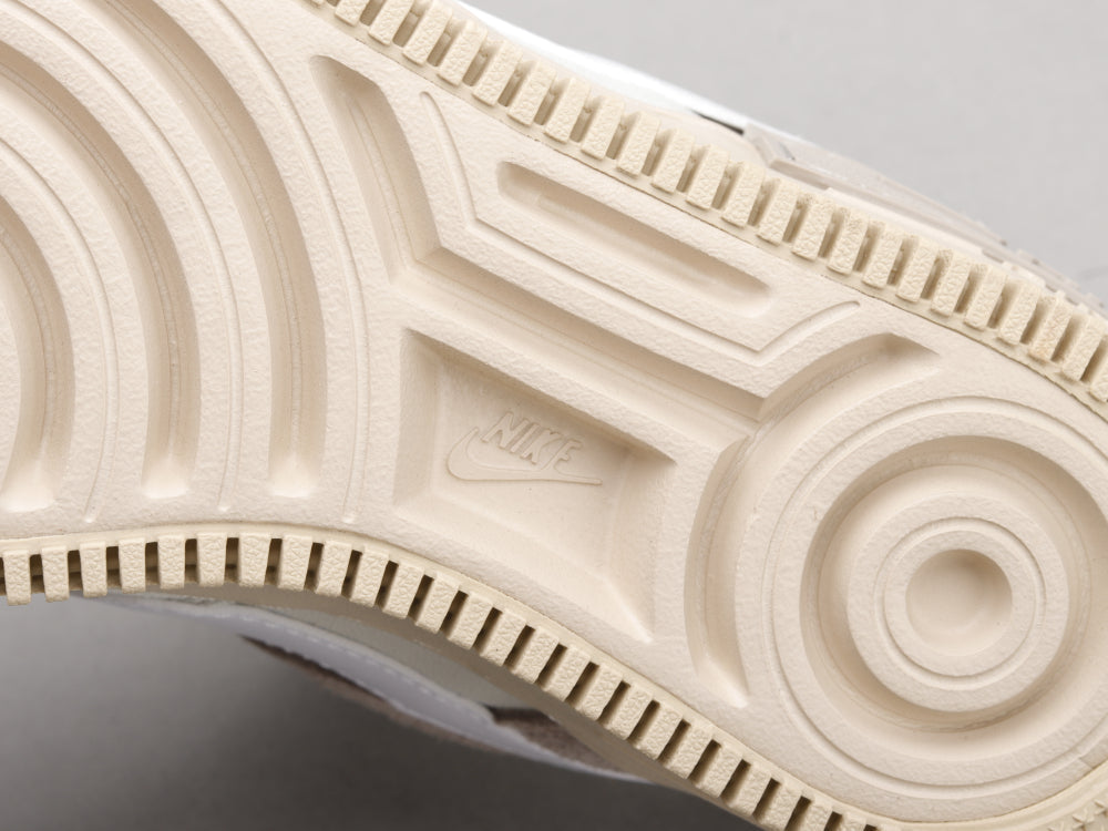 BL - AF1 Shadow gray and white deconstructed plus velvet
