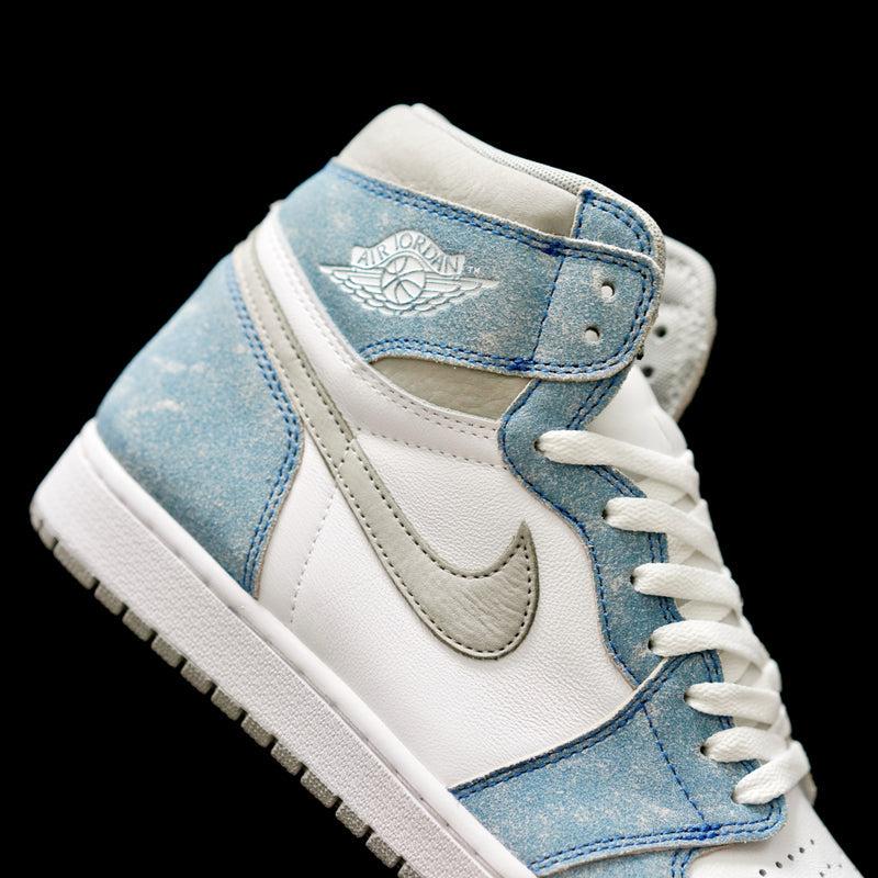 BL - AJ1 High Washed Blue