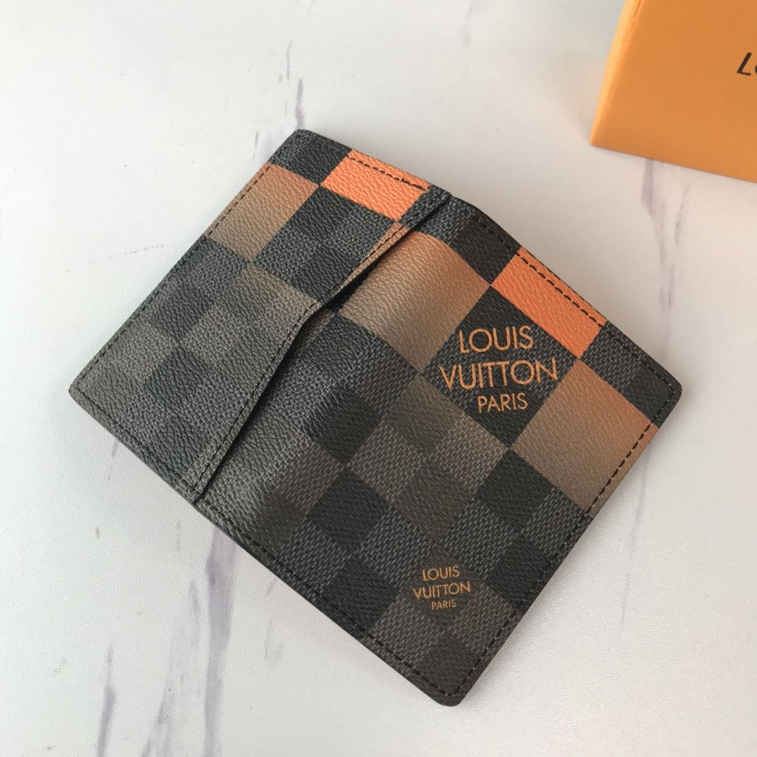 BL - High Quality Wallet LUV 041