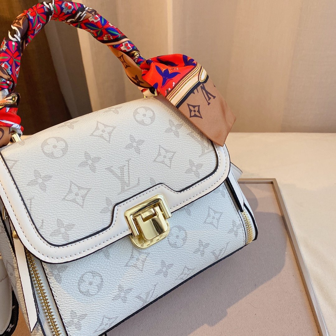 BL - High Quality Bags LUV 089