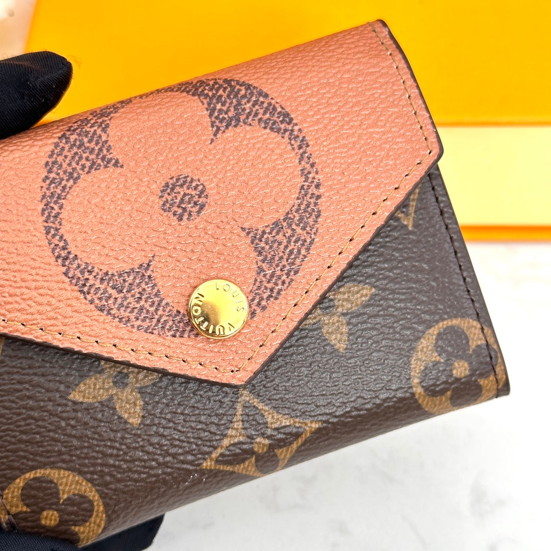 BL - High Quality Wallet LUV 137