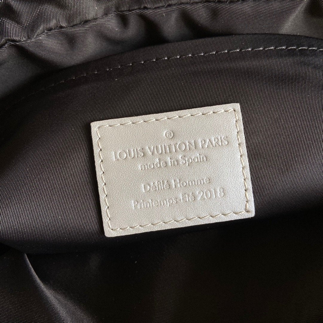 BL - High Quality Bags LUV 158