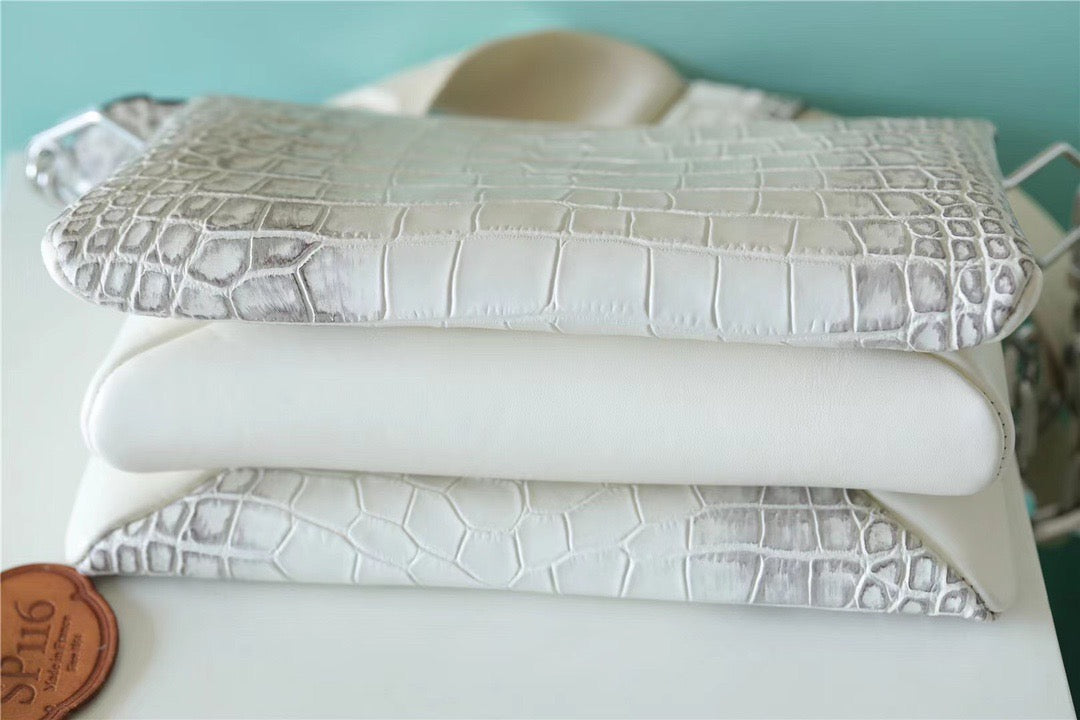 LV Coussin PM High Shiny Alligator White For Women, Shoulder And Crossbody Bags 10.2n/26cm LV