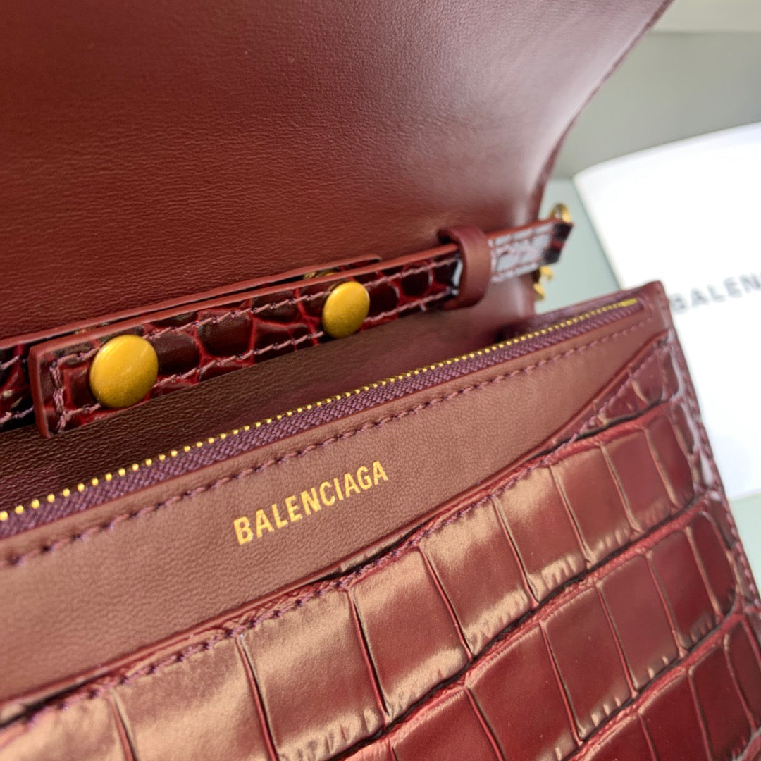 Balen Croc Embossed Patent B Bag With Chain In Dark Red, For Women, Bags 7.9in/20cm