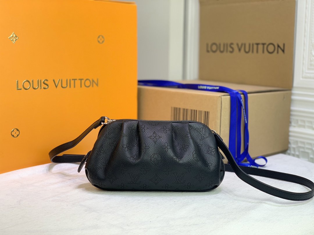 BL - High Quality Bags LUV 093
