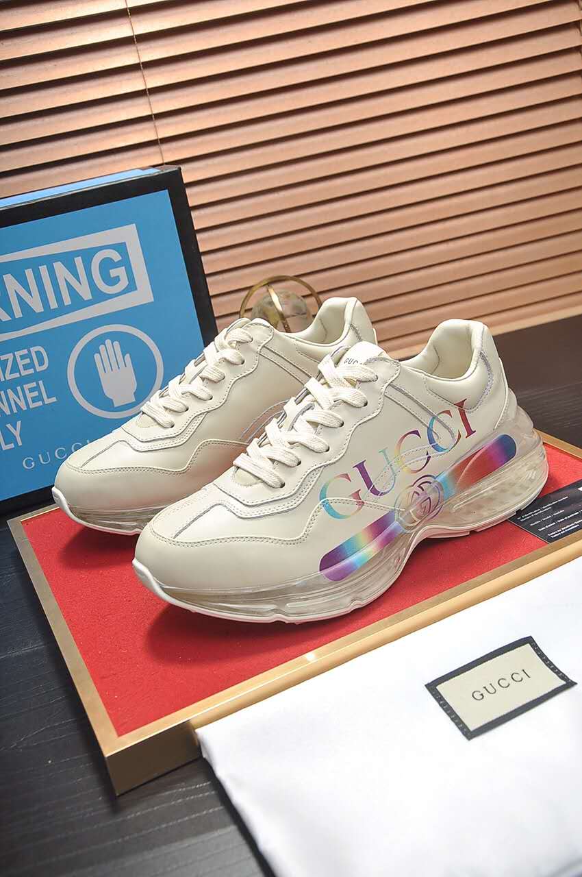 BL-GCI Rhyton Chunky Logo Sneaker 061