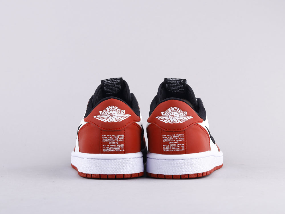 BL - AJ1 Chicago Reflection