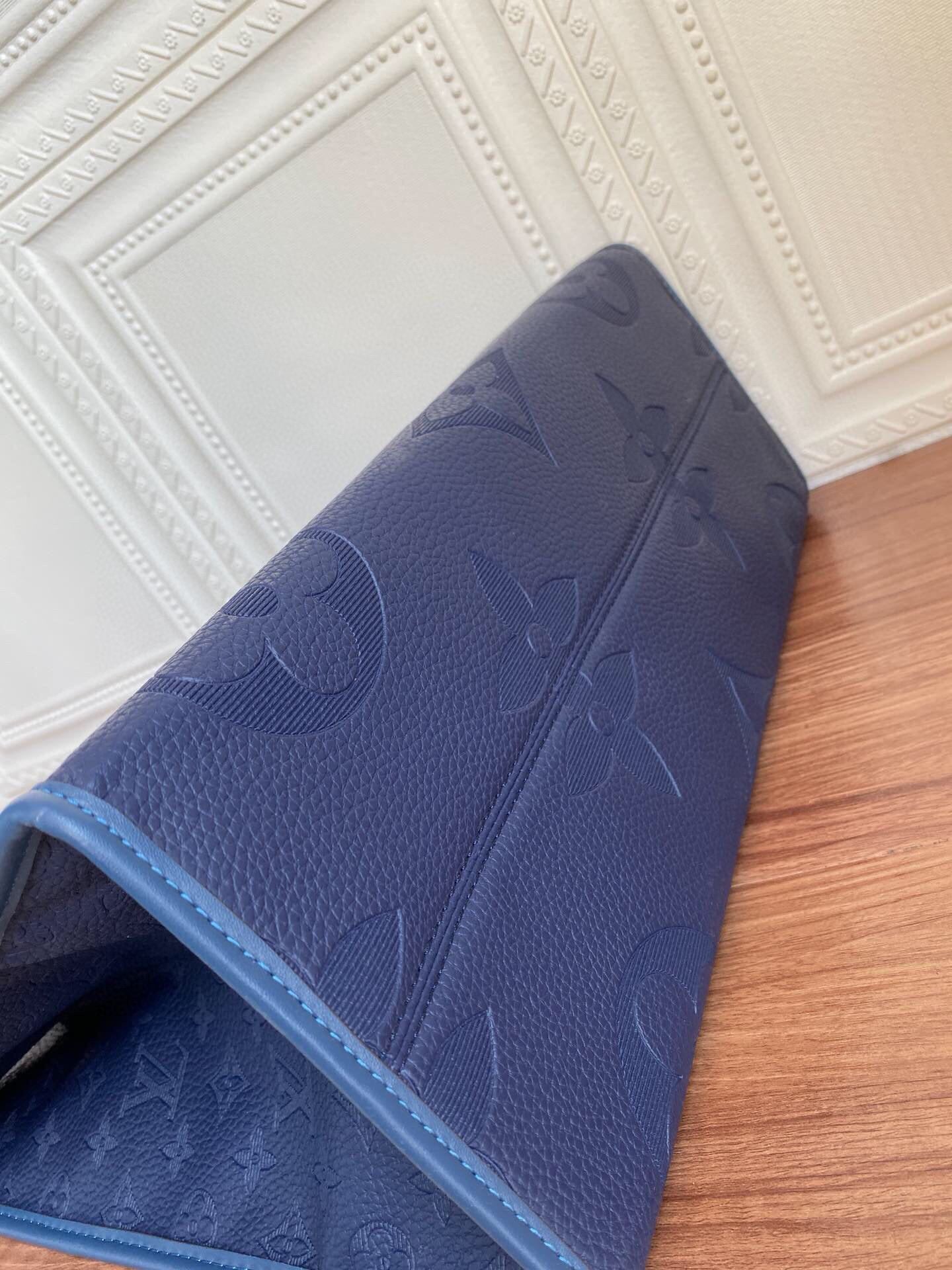 BL - High Quality Bags LUV 460