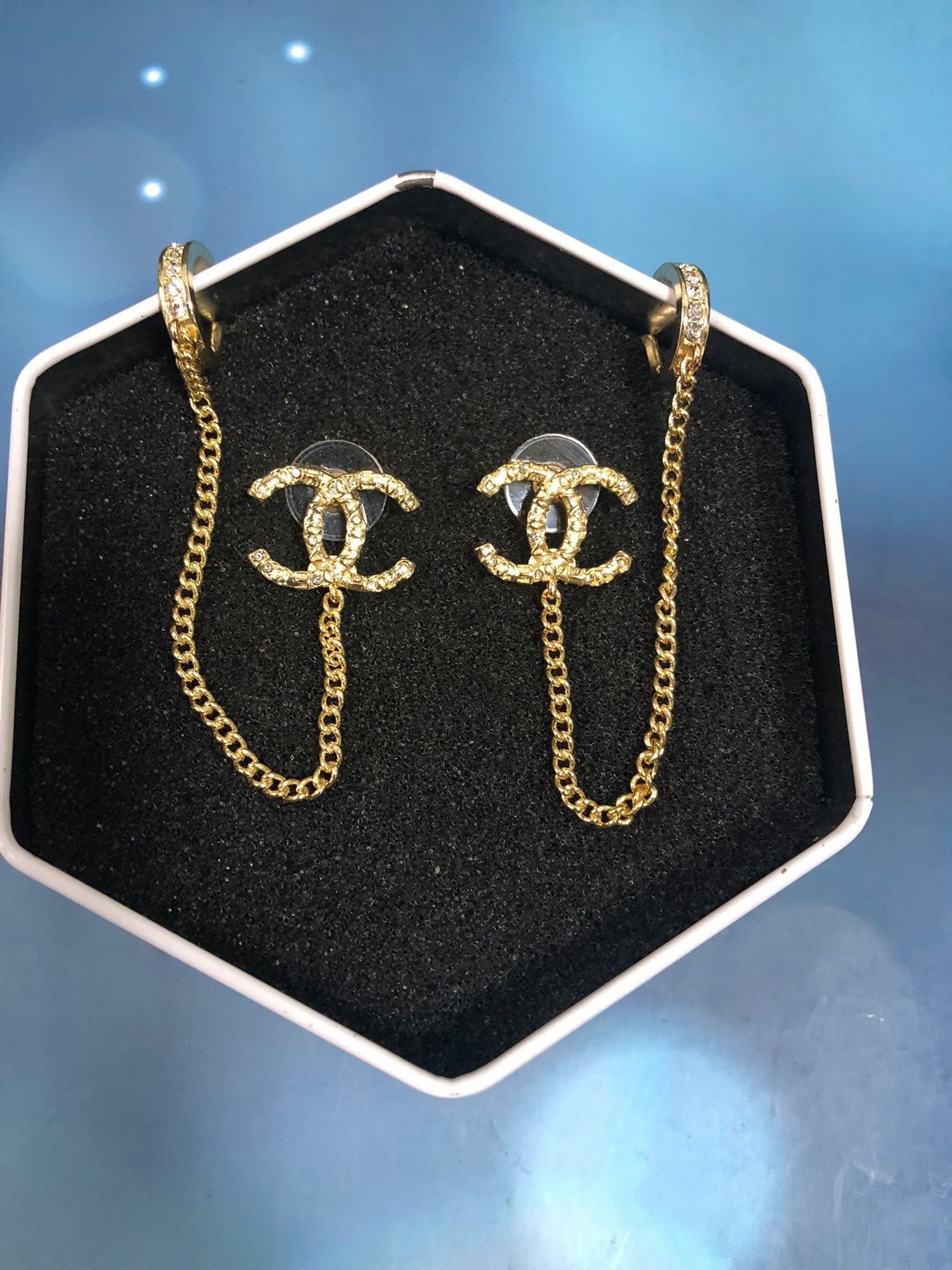 BL - High Quality Earring CHL 069