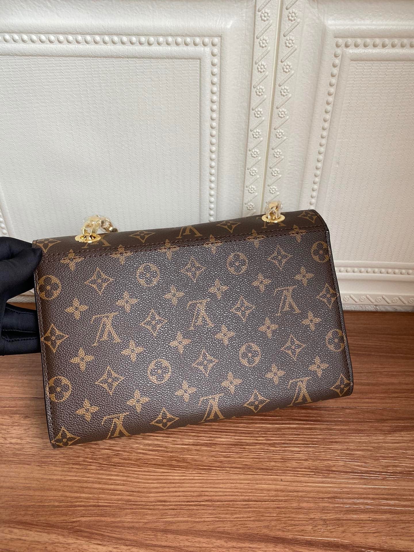 BL - High Quality Bags LUV 997