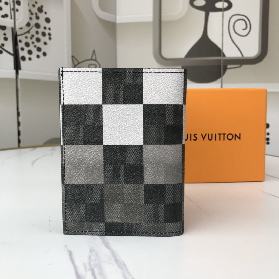 BL - High Quality Wallet LUV 048