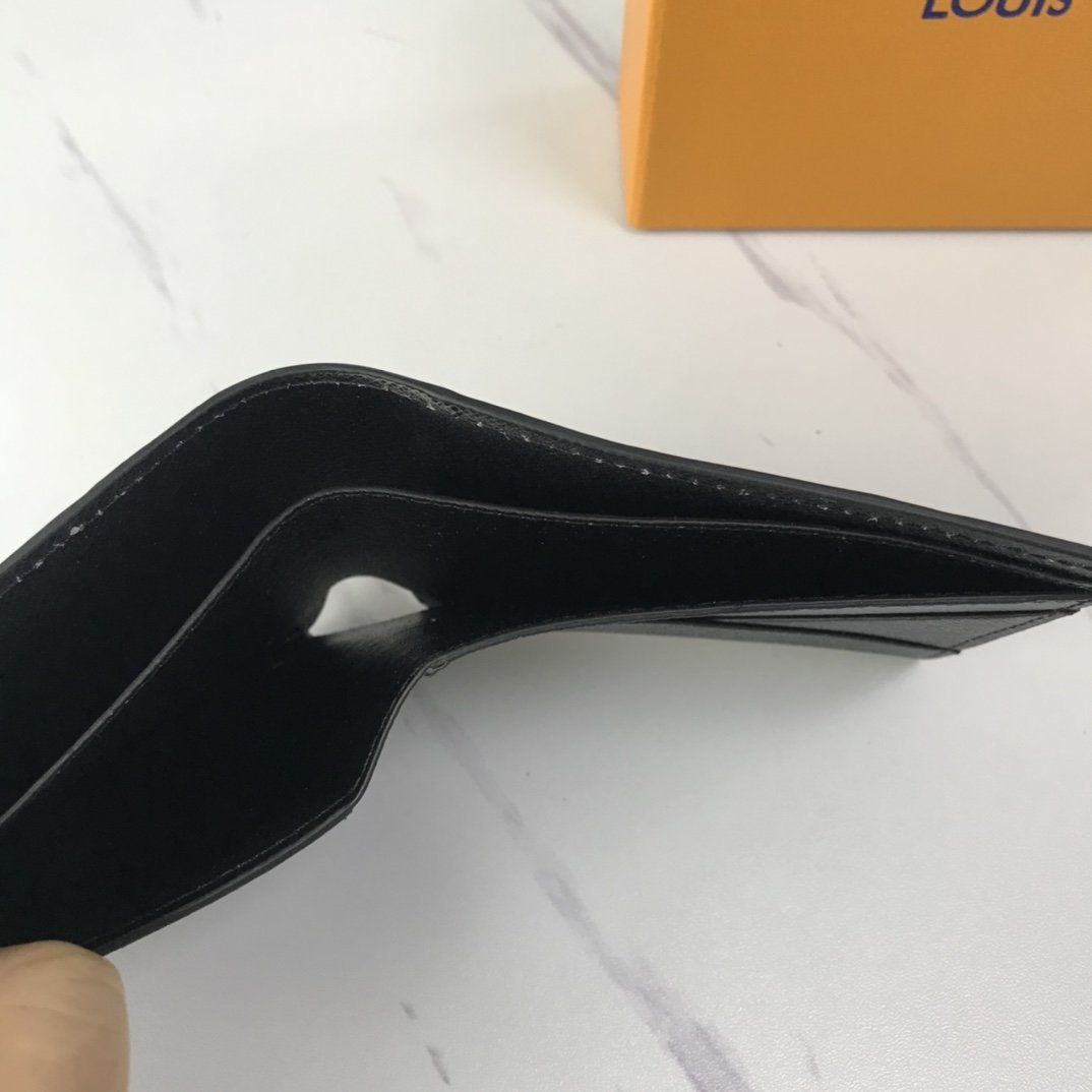 BL - High Quality Wallet LUV 078