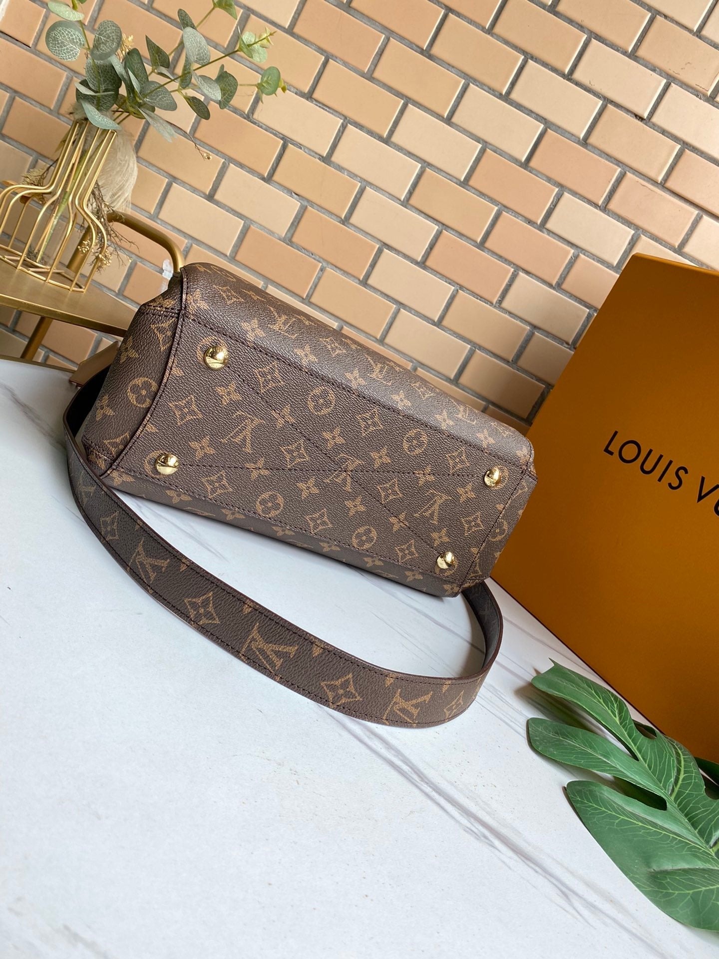 BL - High Quality Bags LUV 102