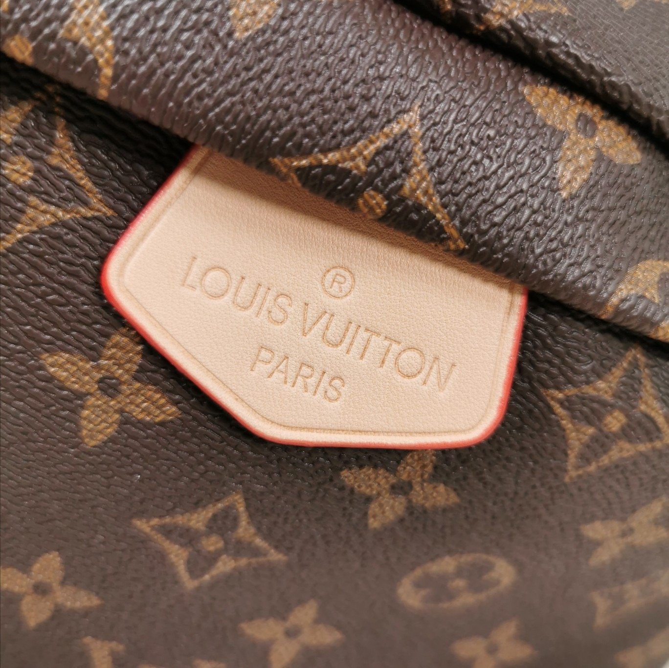 BL - High Quality Bags LUV 245