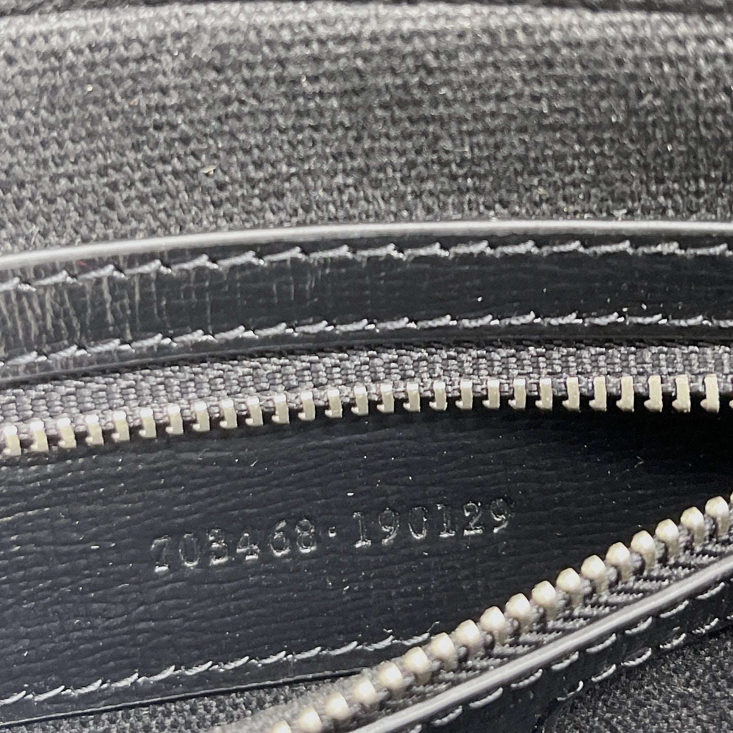 gg Shoulder Bag With Interlocking G Black gg Supreme Canvas For Women 9.6in/24.5cm gg 703468 92THF 1000