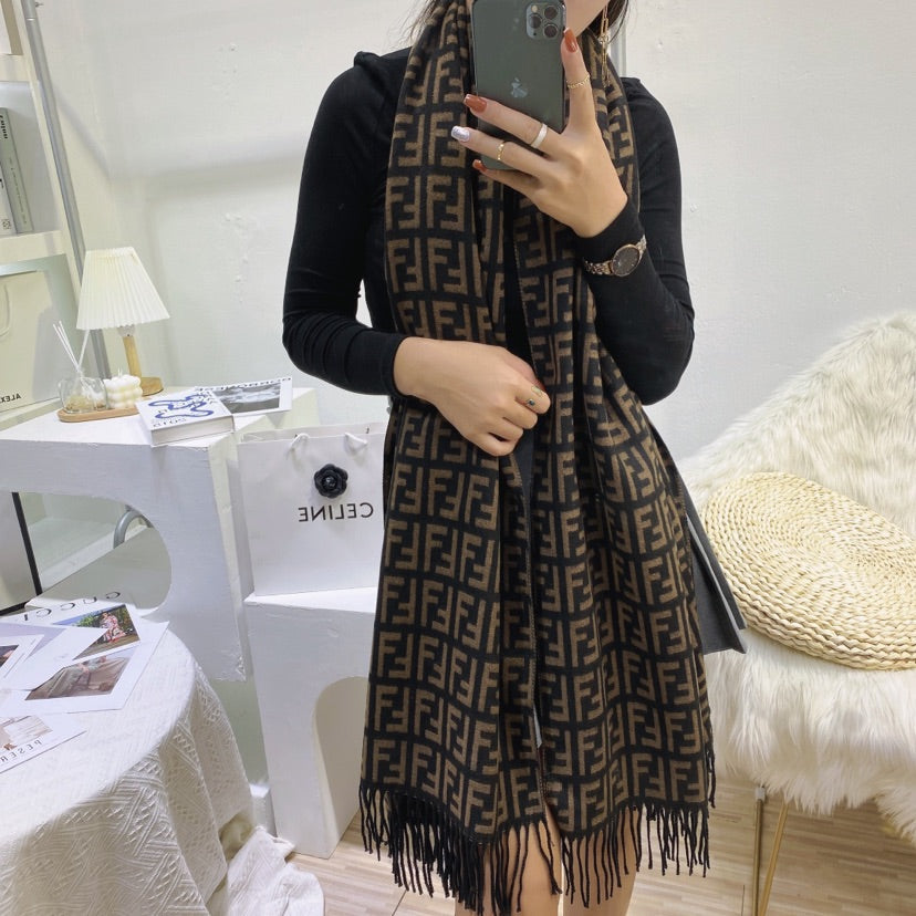 High Quality FEI Scarf 018