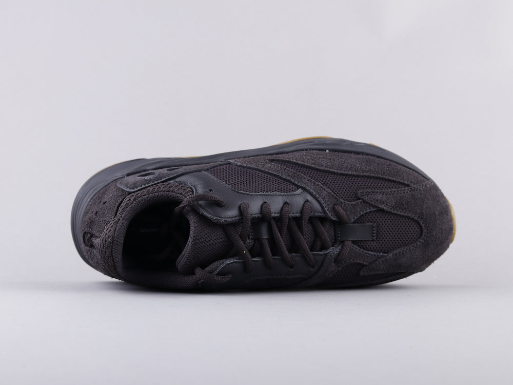 BL - Yzy 700 Raw Rubber Black Sneaker