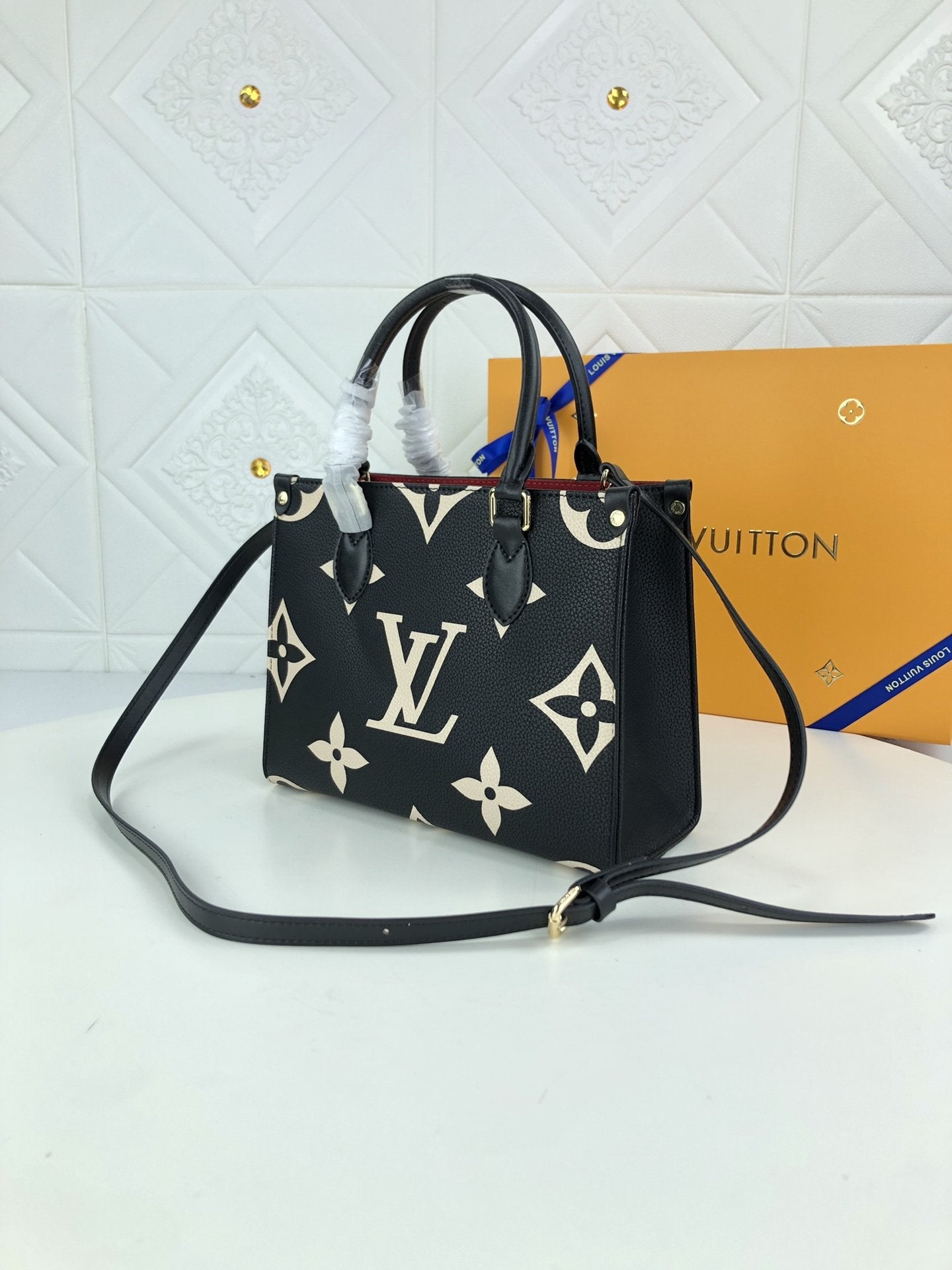 BL - High Quality Bags LUV 106